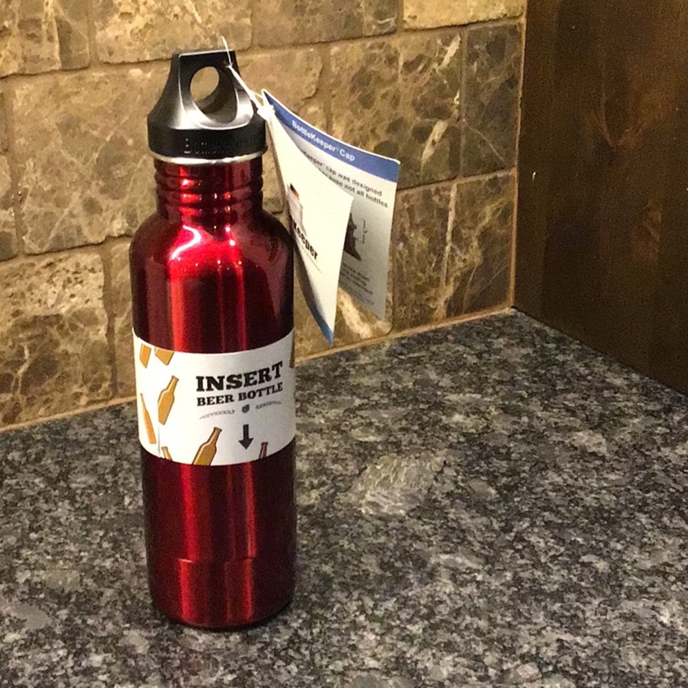 Bottle Keeper beer bottle keeper, NWT, red